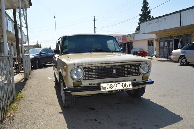 LADA (VAZ) 21011 1983, 610,000 km - 1.3 л - Balakən