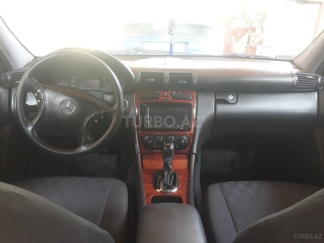 Mercedes C 220 2001, 300,000 km - 2.2 l - Gəncə