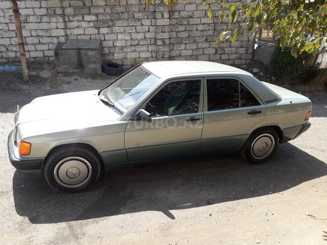 Mercedes 190 1990, 256,342 km - 2.3 l - Bakı