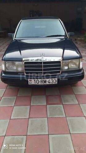 Mercedes E 200 1990, 320,000 km - 2.0 l - Xaçmaz