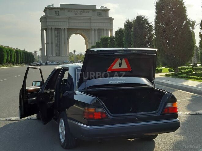 Mercedes E 200 1991, 220,000 km - 2.0 л - Gəncə