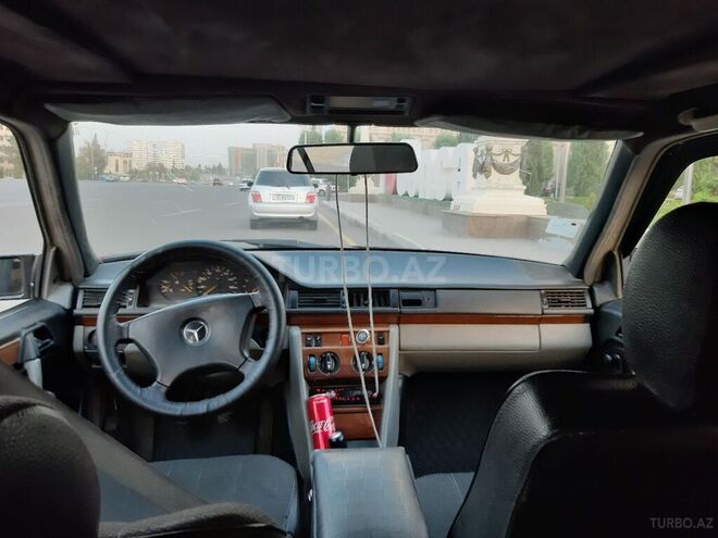 Mercedes E 200 1991, 220,000 km - 2.0 л - Gəncə