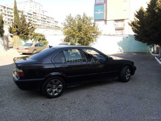 BMW 316 1991, 245,000 km - 1.8 l - Bakı