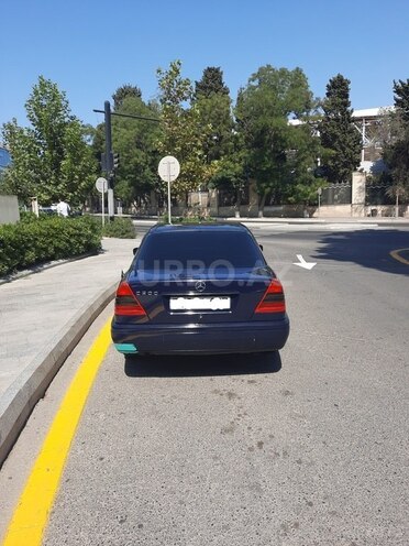 Mercedes C 200 1995, 435,000 km - 2.0 l - Bakı