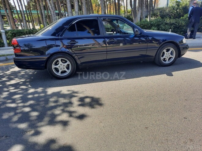 Mercedes C 200 1995, 435,000 km - 2.0 l - Bakı