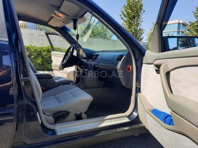 Mercedes C 200 1995, 435,000 km - 2.0 l - Bakı
