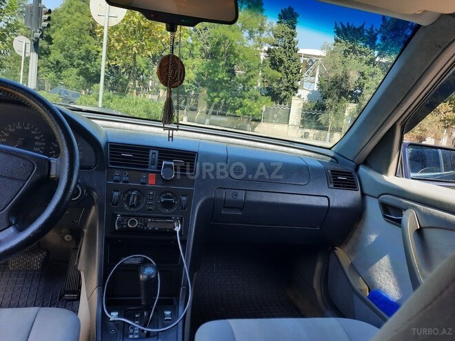 Mercedes C 200 1995, 435,000 km - 2.0 l - Bakı