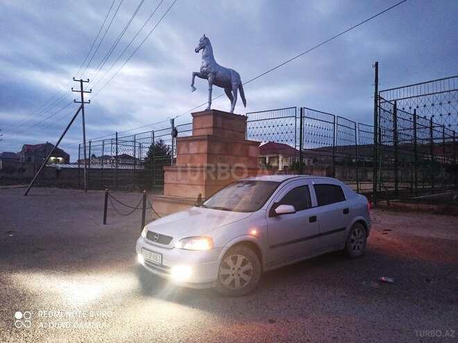Opel Astra 2002, 412,530 km - 1.6 l - Liman