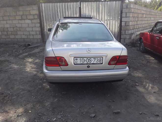 Mercedes E 240 1996, 361,270 km - 2.4 l - Zaqatala