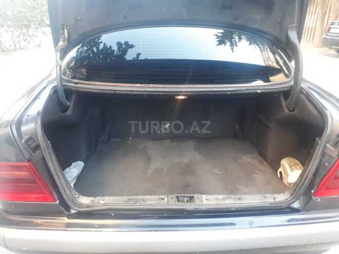 Mercedes E 220 1997, 524,623 km - 2.2 l - Bakı