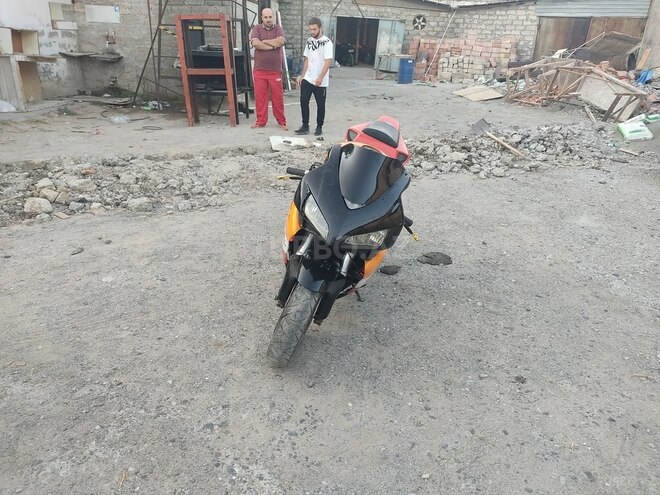 Honda CBR 1000 2007, 1,500 km - 1.0 л - Bakı