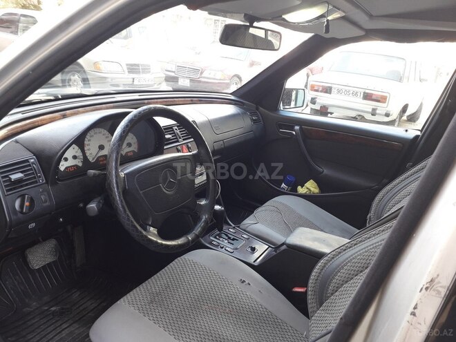 Mercedes C 220 1997, 315,000 km - 2.2 л - Sumqayıt