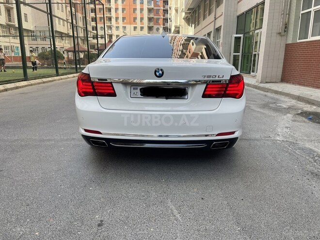BMW 750 2009, 207,500 km - 4.4 l - Bakı