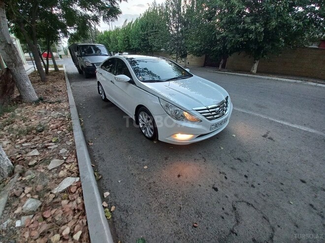 Hyundai Sonata 2010, 166,000 km - 2.4 l - Biləsuvar