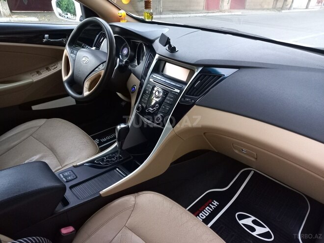 Hyundai Sonata 2010, 166,000 km - 2.4 l - Biləsuvar
