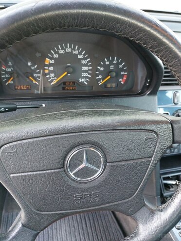 Mercedes C 180 1999, 243,000 km - 1.8 l - Bakı