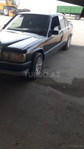 Mercedes 190 1992, 210,000 km - 2.0 л - Ağdaş