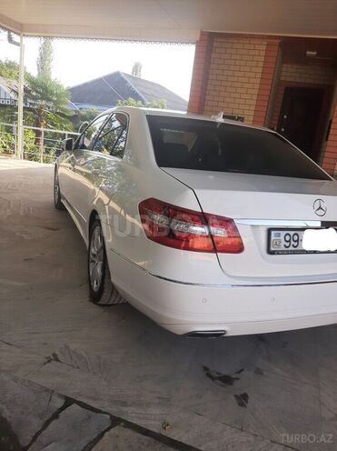 Mercedes E 200 2013, 106,712 km - 1.8 л - Bakı