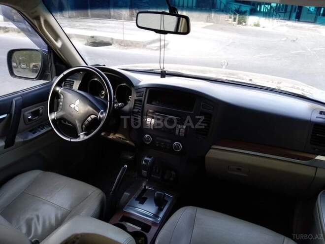 Mitsubishi Pajero 2007, 196,000 km - 3.0 l - Bakı