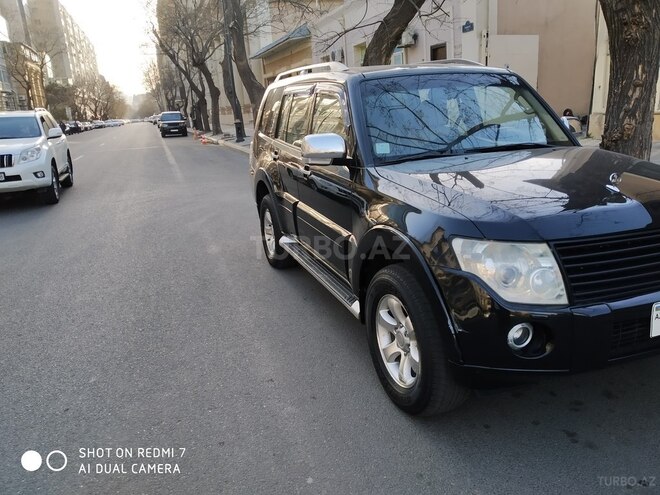 Mitsubishi Pajero 2007, 196,000 km - 3.0 l - Bakı