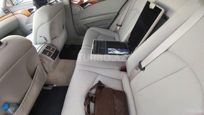Mercedes E 240 2002, 206,000 km - 2.6 l - Bakı