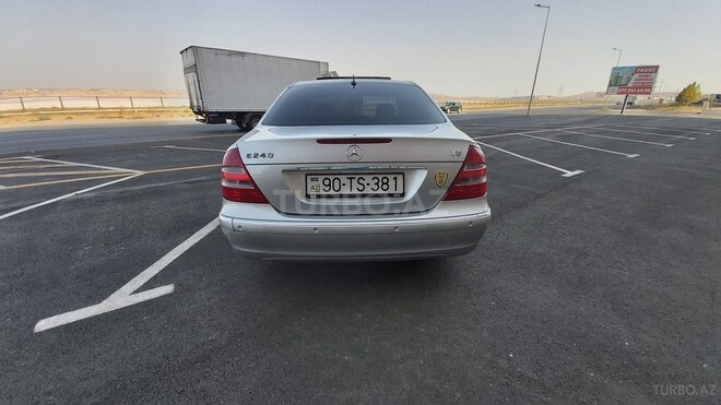 Mercedes E 240 2002, 206,000 km - 2.6 l - Bakı