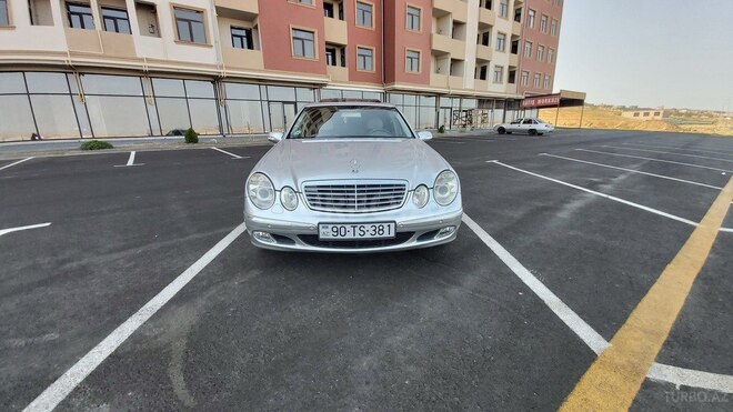 Mercedes E 240 2002, 206,000 km - 2.6 l - Bakı