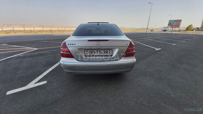 Mercedes E 240 2002, 206,000 km - 2.6 l - Bakı