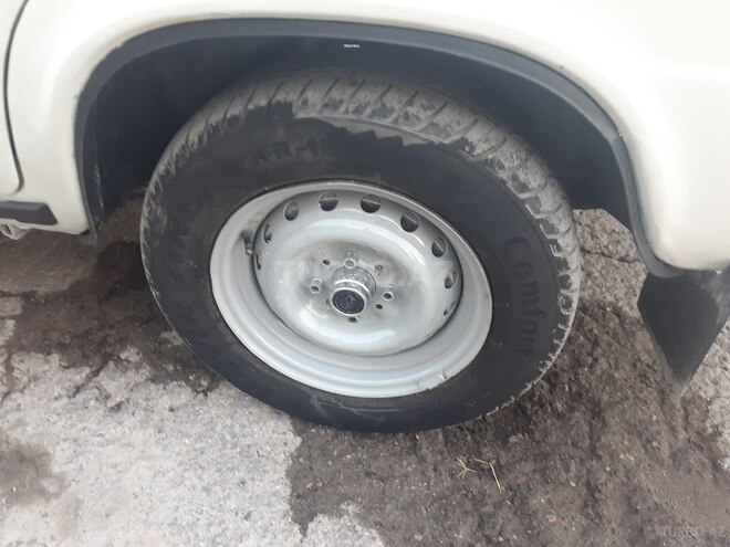 LADA (VAZ) 21011 1985, 236,000 km - 1.6 л - Gəncə
