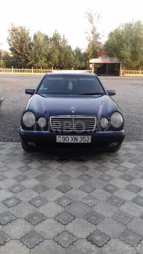 Mercedes E 240 1998, 191,000 km - 2.4 l - Salyan
