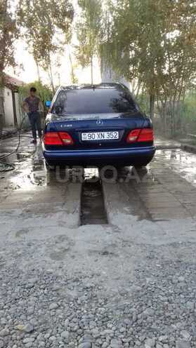Mercedes E 240 1998, 191,000 km - 2.4 l - Salyan