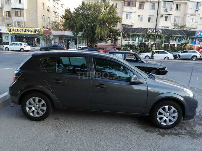 Opel Astra 2009, 204,000 km - 1.4 l - Bakı