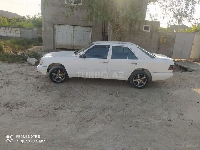 Mercedes E 200 1994, 525,000 km - 2.0 l - Neftçala