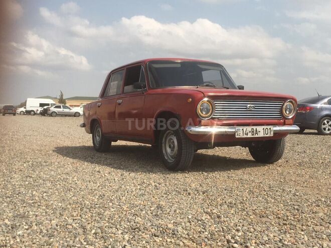 LADA (VAZ) 21011 1976, 220,000 km - 1.6 l - Samux