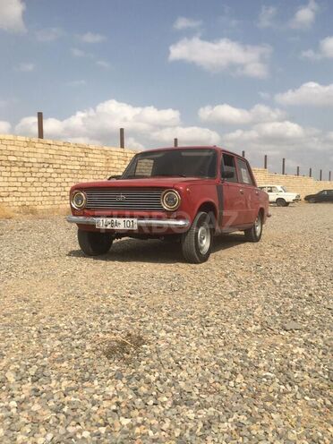 LADA (VAZ) 21011 1976, 220,000 km - 1.6 l - Samux