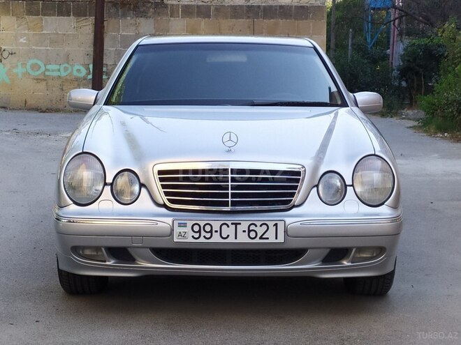 Mercedes E 240 2000, 298,457 km - 2.6 л - Bakı