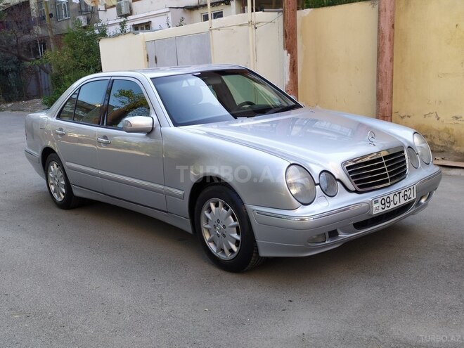 Mercedes E 240 2000, 298,457 km - 2.6 л - Bakı