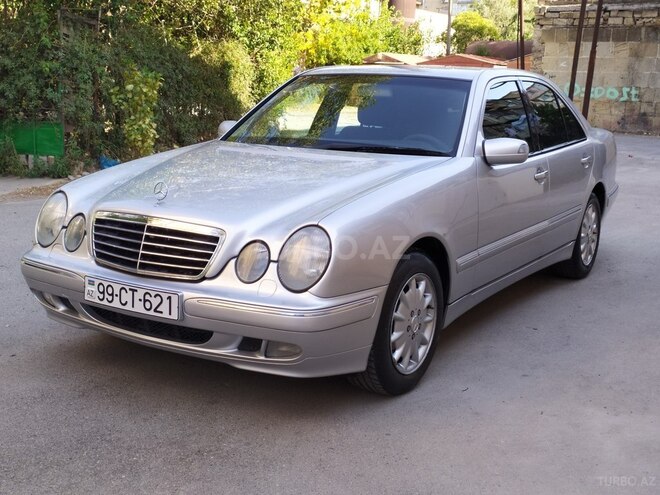 Mercedes E 240 2000, 298,457 km - 2.6 л - Bakı