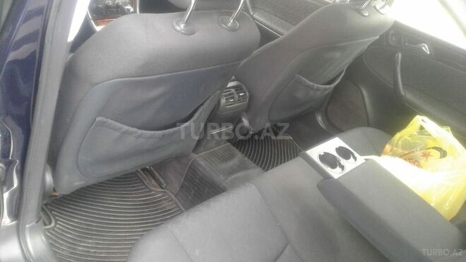 Mercedes C 240 2000, 210,000 km - 2.6 l - Goranboy
