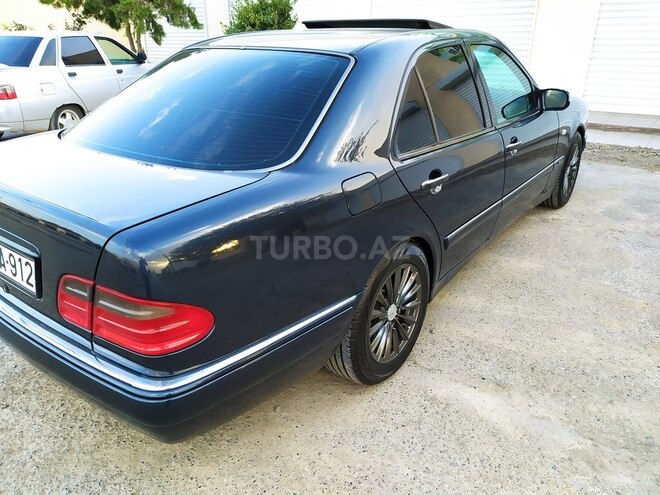 Mercedes E 240 1997, 278,099 km - 2.4 l - Bərdə