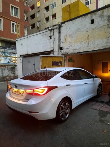 Hyundai Elantra 2015, 156,267 km - 1.8 l - Bakı