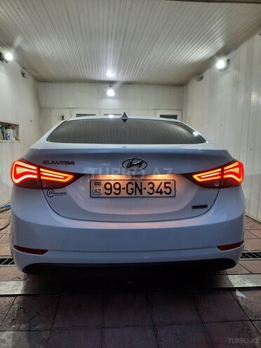Hyundai Elantra 2015, 156,267 km - 1.8 l - Bakı