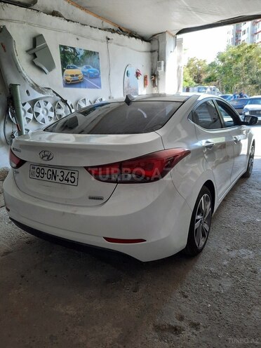 Hyundai Elantra 2015, 156,267 km - 1.8 l - Bakı