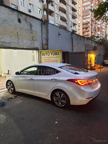 Hyundai Elantra 2015, 156,267 km - 1.8 l - Bakı