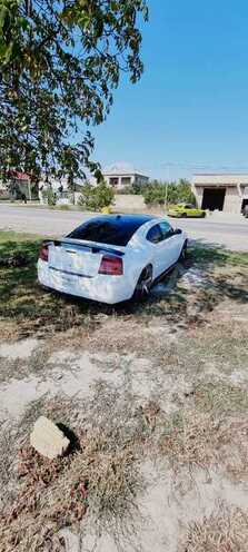 Dodge Charger 2008, 290,000 km - 2.7 l - Quba