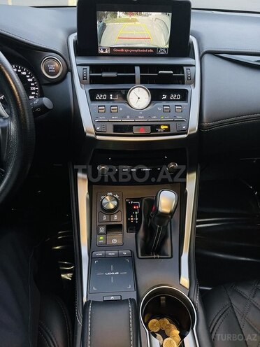 Lexus NX 200 2019, 40,160 km - 2.0 l - Bakı