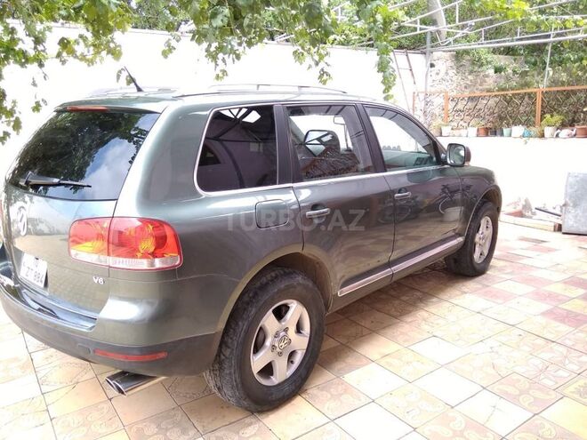 Volkswagen Touareg 2005, 197,000 km - 3.2 l - Gəncə