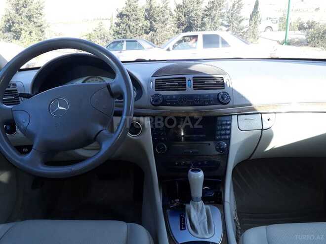 Mercedes E 240 2003, 348,500 km - 2.6 l - Bakı