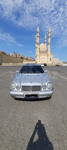 Mercedes E 230 1997, 378,000 km - 2.3 l - Bakı