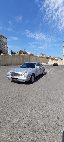 Mercedes E 230 1997, 378,000 km - 2.3 l - Bakı